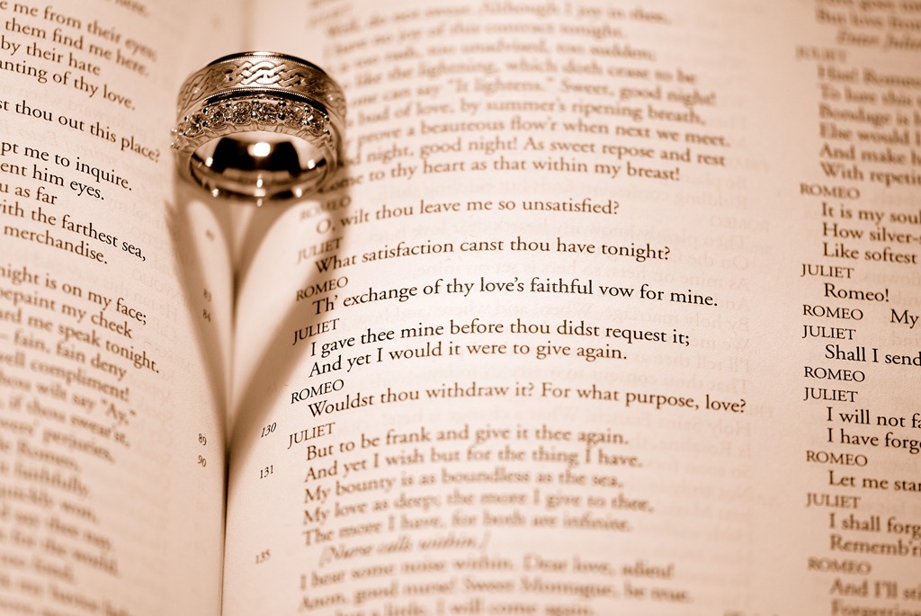 _DSC5790 - Final Shakespeare Rings 010 - DL - Sepia